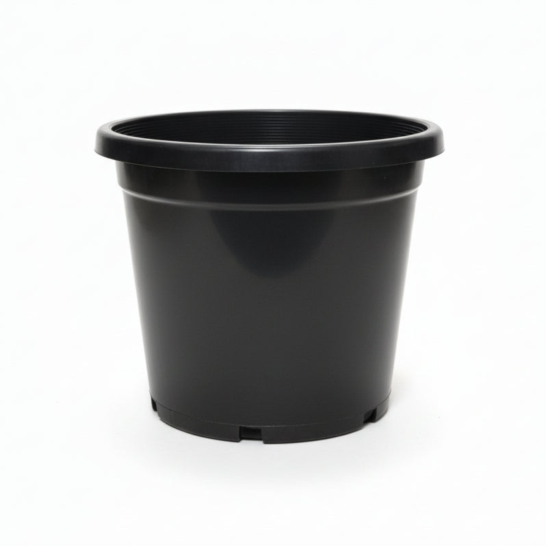 Plastic Pots & Saucers